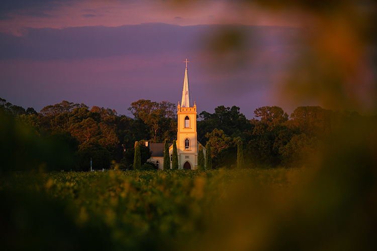 (Foto Copyright: Dragan Fine Art Photography) Kirche