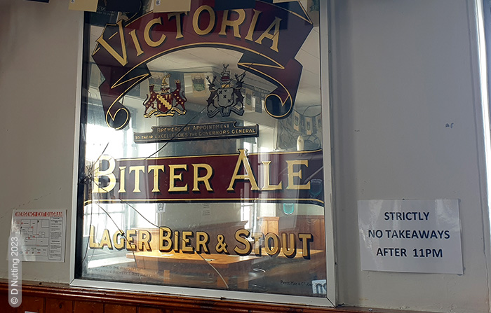 (Foto &copy; D. Nutting) Werbespiegel