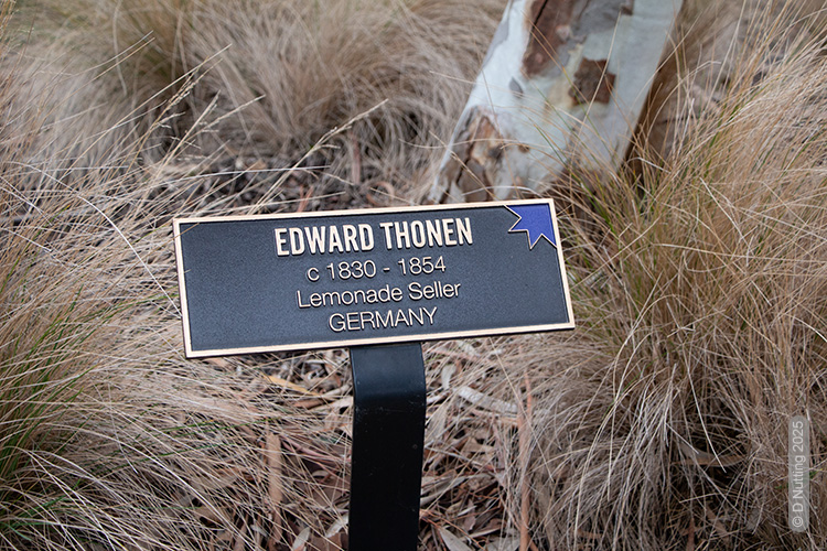 (Photo © D Nutting) memorial plaque