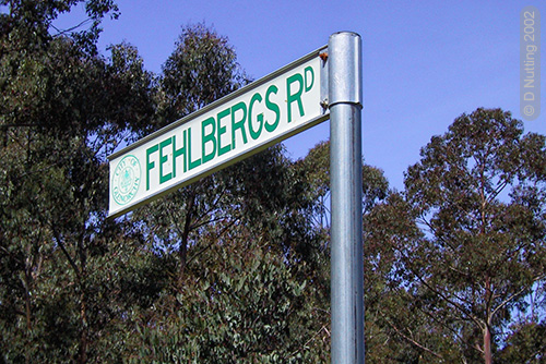 (Photo &copy; D. Nutting) road sign