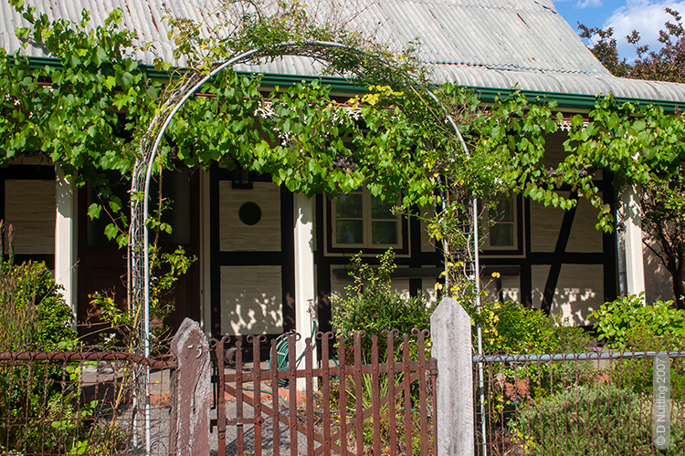 (Photo &copy; D. Nutting) Fachwerkhaus