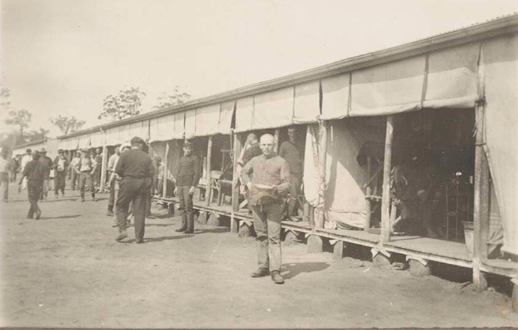 Foto: Internierungslager