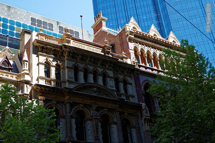 Foto &copy; D Nutting: B&uuml;ro-Geb&auml;ude