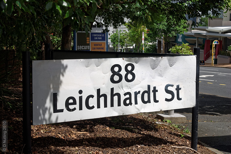 Foto: Schild in der Leichhardt-Strae, Brisbane (copyright: D Nutting)