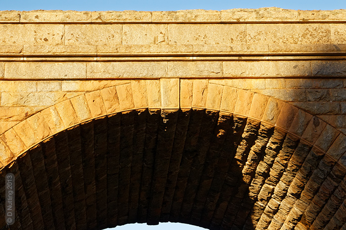 Foto (&copy; D Nutting): Viadukt