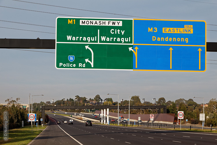 Photo &copy; D Nutting - freeway