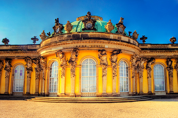 (Photo &copy; Wolfgang Staudt) palace