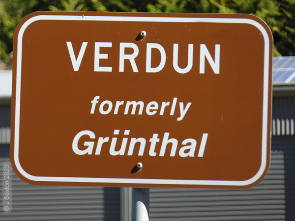 (Photo &copy; J Sexton) road sign