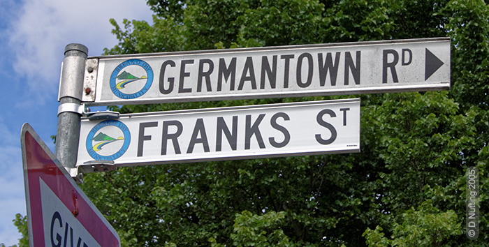 (Photo &copy; D. Nutting) road sign