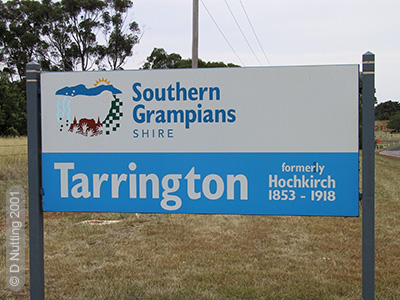 (Photo &copy; D. Nutting) road sign