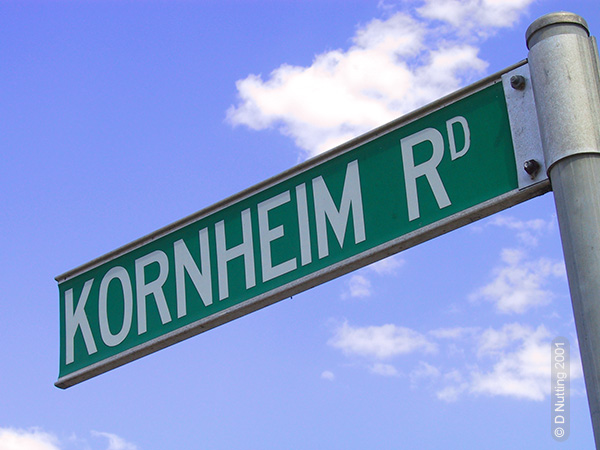 (Photo &copy; D. Nutting) road sign