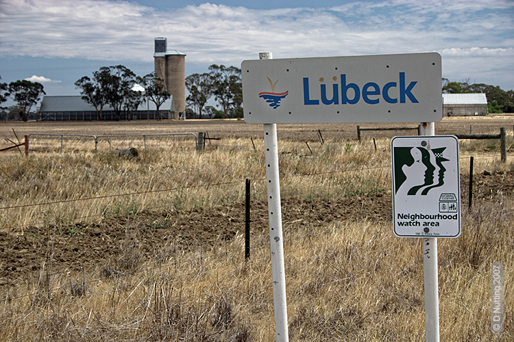 (Photo copyright D Nutting) a place name sign