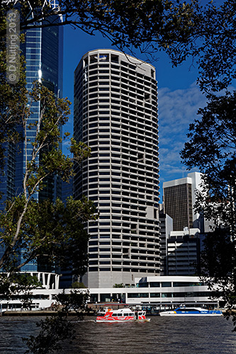 Hochhaus am Brisbane River, Australien