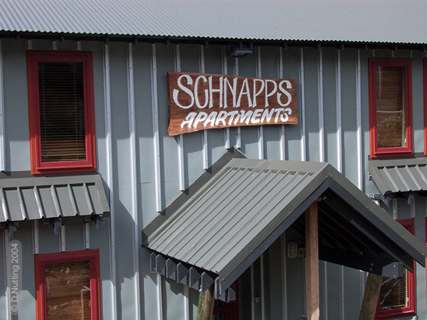 (Photo copyright D Nutting) apartment (outside view)