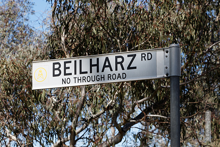 (Foto &copy; D. Nutting) Stra&szlig;enschild, Beilharz Road