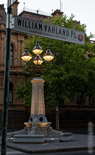 (Photo &copy; D. Nutting) fountain