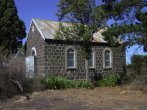 (Photo © D. Nutting) Westgarthtown church